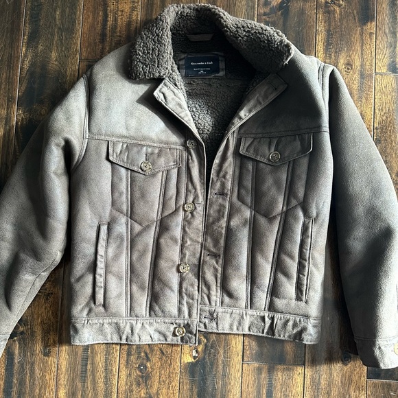 A&F Trucker Jacket - Picture 4 of 7